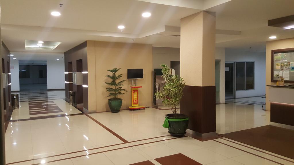 Reddoorz Apartment @ Emerald Towers Bandung Esterno foto