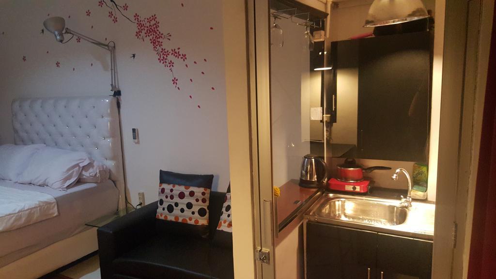 Reddoorz Apartment @ Emerald Towers Bandung Esterno foto