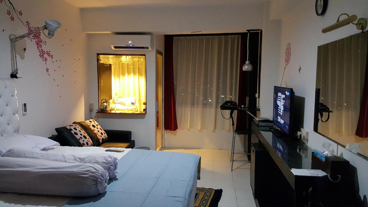 Reddoorz Apartment @ Emerald Towers Bandung Esterno foto