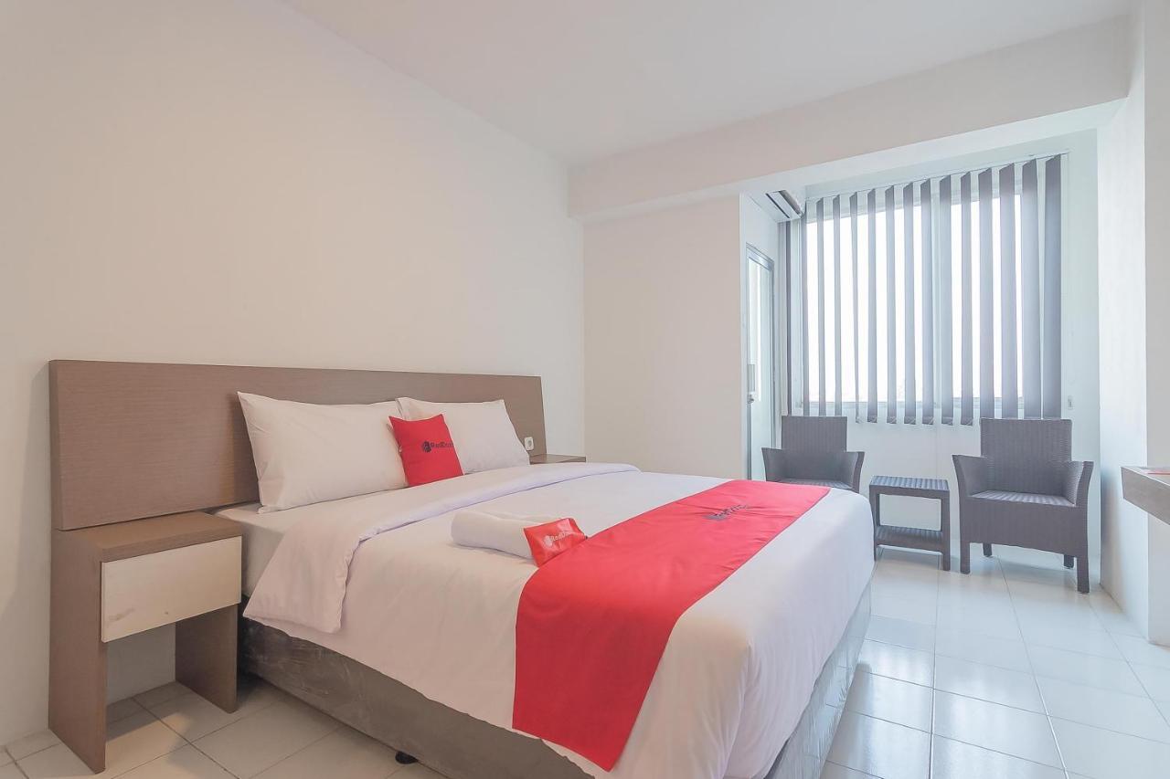 Reddoorz Apartment @ Emerald Towers Bandung Esterno foto