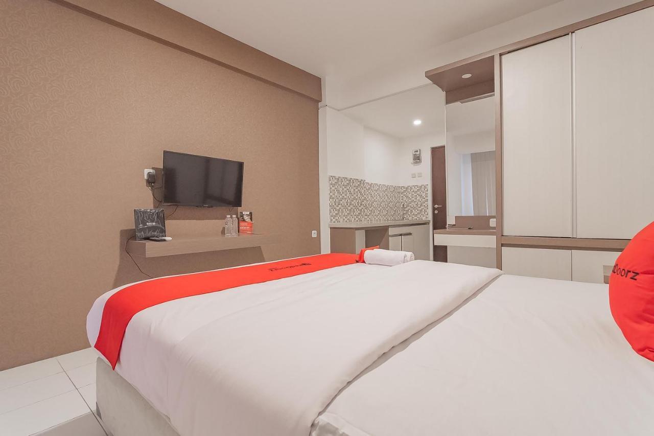 Reddoorz Apartment @ Emerald Towers Bandung Esterno foto