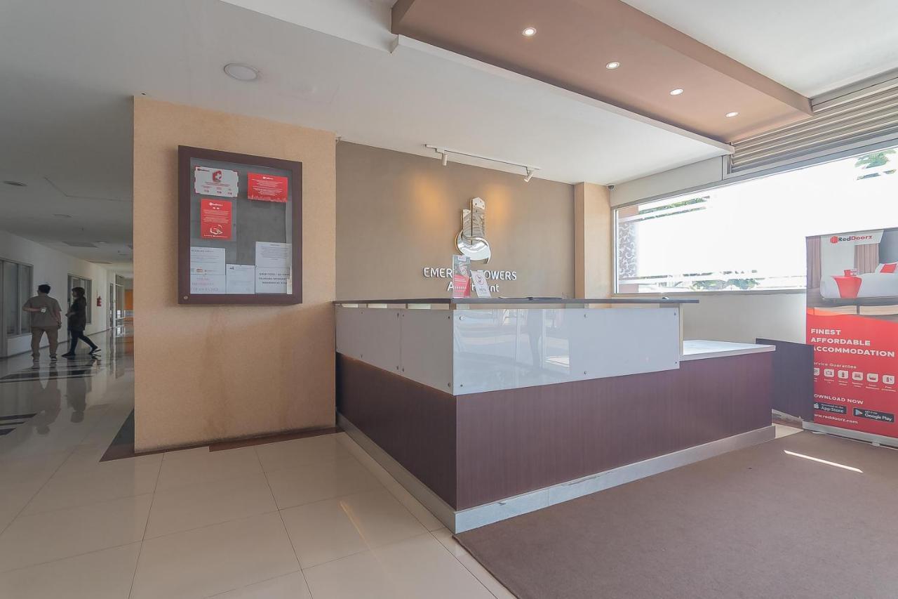 Reddoorz Apartment @ Emerald Towers Bandung Esterno foto