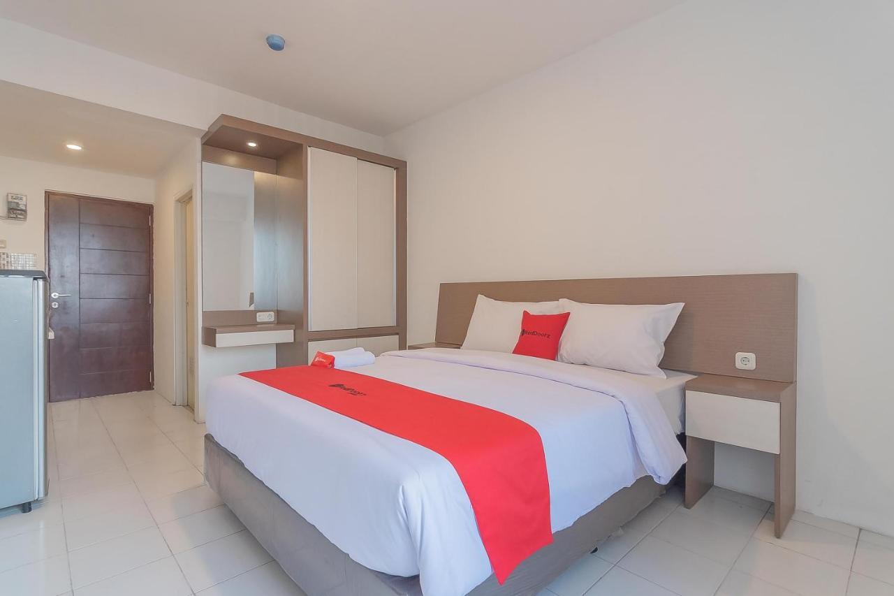 Reddoorz Apartment @ Emerald Towers Bandung Esterno foto